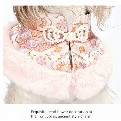 Chinesischer Hanfu Hundekragen Cloud Shoulder, Brokat Haustier Schal mit Kunstfell & Perlen-Verzierung